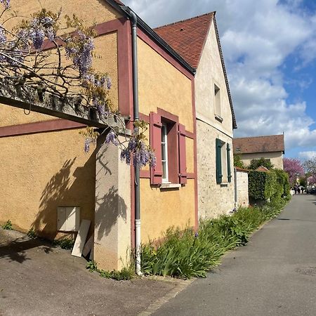 Sous La Glycine Bed & Breakfast Giverny Exterior photo