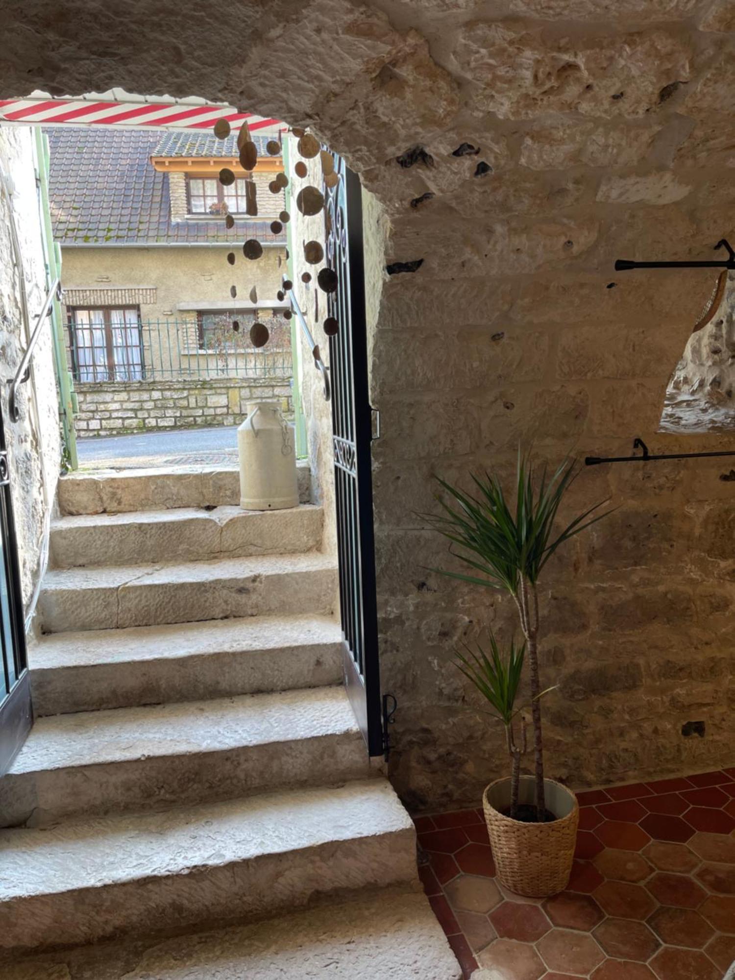Sous La Glycine Bed & Breakfast Giverny Exterior photo